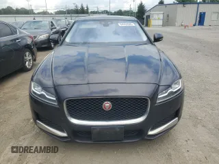 2017 Jaguar XF with VIN SAJBJ4BNXHCY42877, listed as a Copart auction lot 64552565 with 137,438 mi miles and Clean title. Bid and sale history available at DreamBid. Image 5.