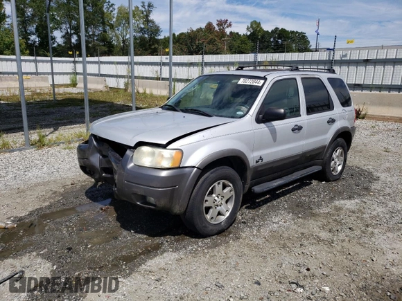 2004 Ford Escape XLT with VIN 1FMYU03184KA61209, listed as a Copart auction lot 70272044 with 120,400 mi miles and Salvage Title. Bid and sale history available at carsss.com. Image 1.