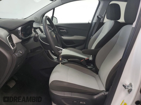 2022 Chevrolet Trax LS with VIN KL7CJNSM9NB512209, listed as a Copart auction lot 52256345 with 60,571 mi miles and Clean Title. Bid and sale history available at carsss.com. Image 7.