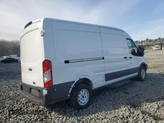 2018 Ford Transit с VIN 1FTYE2CM1JKA07673, выставлен на аукционе Copart как лот 44296095 с пробегом 62 150 миль миль и Чистый • Clean title. История ставок и продаж доступна на DreamBid. Изображение 3.