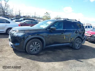 2022 Nissan Pathfinder SV with VIN 5N1DR3BD8NC201915, listed as a IAAI auction lot 41676768 with 28,772 mi miles. Bid and sale history available at carsss.com. Image 14.