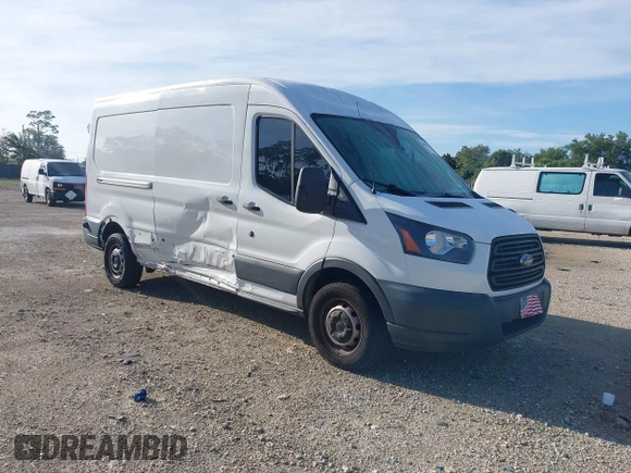 2018 Ford Transit z VIN 1FTYR2CM0JKB10510, wystawiony jako IAAI lot #42403132 z przebiegiem 97 056 mil mil oraz . Historia ofert i sprzedaży dostępna na DreamBid. Obrazek 1.