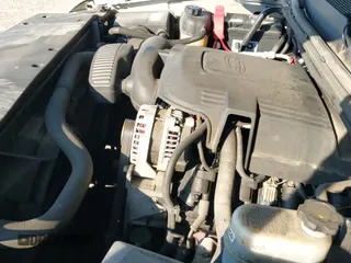 2007 Chevrolet Silverado 1500 1LT z VIN 1GCEC14097Z590783, wystawiony jako IAAI lot #42787390 z przebiegiem 254 427 mil mil oraz . Historia ofert i sprzedaży dostępna na DreamBid. Obrazek 13.