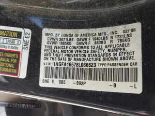 2008 Honda Civic LX z VIN 1HGFA16578L066623, wystawiony jako IAAI lot #42027113 z przebiegiem 173 241 mil mil oraz . Historia ofert i sprzedaży dostępna na DreamBid. Obrazek 9.