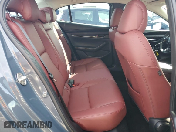 2024 Mazda 3 S Carbon Edition with VIN 3MZBPBCM1RM408173, listed as a Copart auction lot 48551675 with 451 mi miles and Clean title. Bid and sale history available at DreamBid. Image 10.