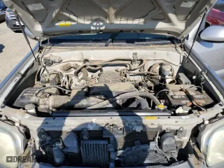 2005 Toyota Sequoia SR5 with VIN 5TDZT34A45S245858, listed as a Copart auction lot 88091425 with 204,547 mi miles and Clean Title. Bid and sale history available at carsss.com. Image 12.