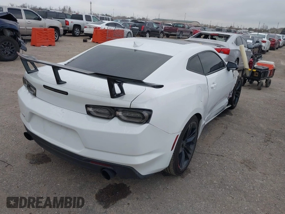 2022 Chevrolet Camaro 2LT with VIN 1G1FD1RS9N0124017, listed as a IAAI auction lot 41512484 with 6,991 mi miles. Bid and sale history available at carsss.com. Image 4.