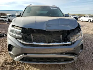 2022 Volkswagen Atlas SE with VIN 1V2JR2CA5NC515557, listed as a Copart auction lot 45356975 with 10,442 mi miles and Clean title. Bid and sale history available at DreamBid. Image 5.