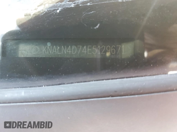 2014 Kia Cadenza Limited with VIN KNALN4D74E5129671, listed as a Copart auction lot 52555945 with 201,705 mi miles and Salvage Title. Bid and sale history available at carsss.com. Image 13.