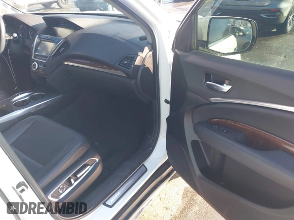 2019 Acura MDX with VIN 5J8YD4H32KL035848, listed as a IAAI auction lot 41334105 with 44,109 mi miles. Bid and sale history available at carsss.com. Image 5.