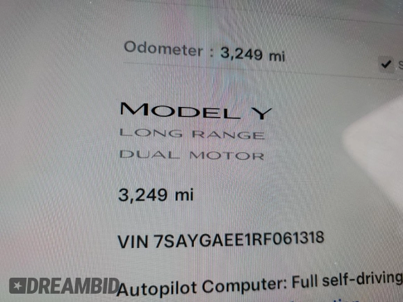 2024 Tesla Model Y Long Range with VIN 7SAYGAEE1RF061318, listed as a Copart auction lot 81142444 with 3,249 mi miles and Salvage Title. Bid and sale history available at DreamBid. Image 9.