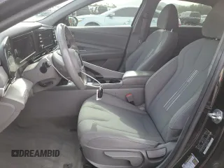 2021 Hyundai Elantra SEL z VIN 5NPLS4AG7MH017638, wystawiony jako Copart lot #53377195 z przebiegiem 106 287 mil mil oraz Szkoda całkowita • Salvage title. Historia ofert i sprzedaży dostępna na DreamBid. Obrazek 7.