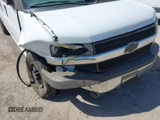 2014 Chevrolet Express Passenger LT с VIN 1GAZG1FG6E1181922, выставлен на аукционе IAAI как лот 41807855 с пробегом 42 907 миль миль и . История ставок и продаж доступна на DreamBid. Изображение 6.