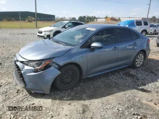 2022 Toyota Corolla LE with VIN JTDEPMAE1N3011243, listed as a Copart auction lot 47809625 with 42,584 mi miles and Salvage Title. Bid and sale history available at carsss.com. Image 1.