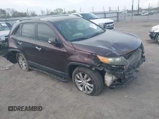 2011 Kia Sorento LX with VIN 5XYKT4A2XBG113507, listed as a IAAI auction lot 41912423 with 1 mi miles. Bid and sale history available at carsss.com. Image 1.