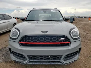 2023 MINI Countryman John Cooper Works with VIN WMZ33BS04P3P68957, listed as a Copart auction lot 61590245 with 28,518 mi miles and Salvage title. Bid and sale history available at DreamBid. Image 5.