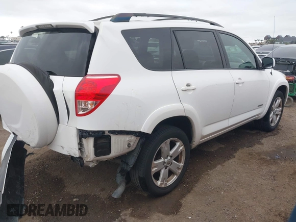 2006 Toyota RAV4 Sport with VIN JTMZK32VX65005262, listed as a IAAI auction lot 42185327 with 224,198 mi miles. Bid and sale history available at carsss.com. Image 4.