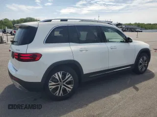 2025 Mercedes-Benz GLB 250 z VIN W1N4M4HB2SW399697, wystawiony jako Copart lot #56718975 z przebiegiem 5884 mil mil oraz Tytuł czysty. Historia ofert i sprzedaży dostępna na DreamBid. Obrazek 3.
