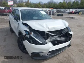 2024 Honda HR-V Sport с VIN 3CZRZ1H51RM717398, выставлен на аукционе IAAI как лот 42041066 с пробегом 20 917 миль миль и . История ставок и продаж доступна на DreamBid. Изображение 1.