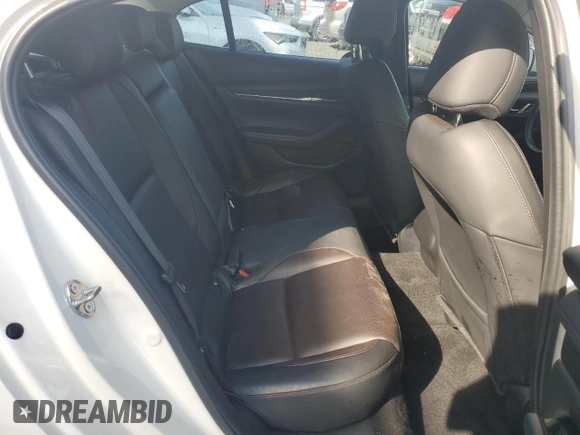 2020 Mazda 3 Premium with VIN 3MZBPBEM3LM124712, listed as a Copart auction lot 60290155 with 39,693 mi miles and Salvage title. Bid and sale history available at DreamBid. Image 10.