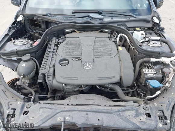 2012 Mercedes-Benz E-Class E 350 Luxury with VIN WDDHF5KB7CA600239, listed as a IAAI auction lot 41915206 with 94,970 mi miles. Bid and sale history available at carsss.com. Image 10.