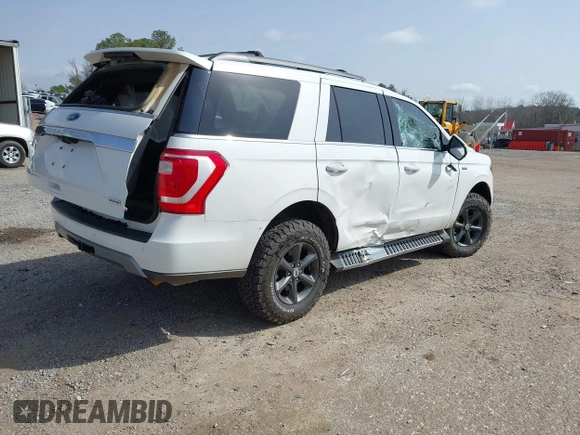 2021 Ford Expedition XLT with VIN 1FMJU1JT3MEA73083, listed as a IAAI auction lot 41770937 with 40,588 mi miles and . Bid and sale history available at DreamBid. Image 4.