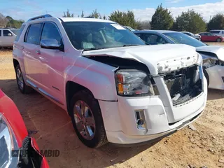 2013 GMC Terrain Denali z VIN 2GKALYEK4D6106375, wystawiony jako IAAI lot #41067993 z przebiegiem 117 676 mil mil oraz . Historia ofert i sprzedaży dostępna na DreamBid. Obrazek 1.