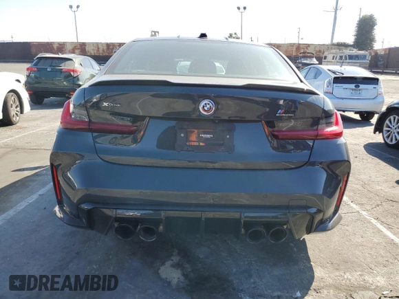 2023 BMW M3 Competition xDrive z VIN WBS43AY00PFP21678, wystawiony jako Copart lot #46301135 z przebiegiem 22 705 mil mil oraz Szkoda całkowita • Salvage title. Historia ofert i sprzedaży dostępna na DreamBid. Obrazek 6.