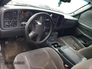 2004 GMC Sierra 2500HD SLE z VIN 1GTHK23144F119430, wystawiony jako Copart lot #85532974 z przebiegiem Nie podano mil oraz Szkoda całkowita • Salvage title. Historia ofert i sprzedaży dostępna na DreamBid. Obrazek 8.