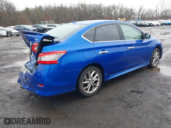2014 Nissan Sentra SR z VIN 3N1AB7AP9EY258469, wystawiony jako IAAI lot #41504693 z przebiegiem 61 385 mil mil oraz . Historia ofert i sprzedaży dostępna na DreamBid. Obrazek 4.