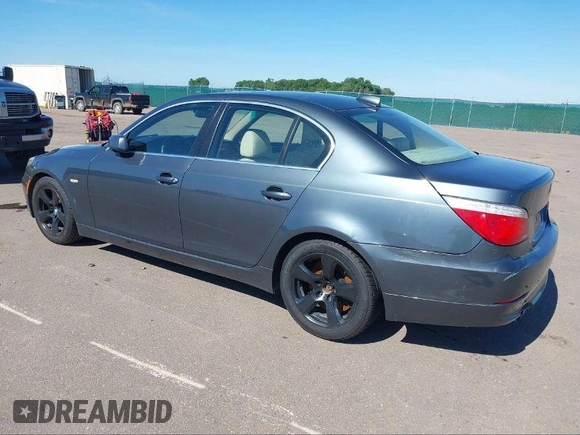 2008 BMW 5 Series 535i z VIN WBANW13588CN56162, wystawiony jako IAAI lot #40265968 z przebiegiem Nie podano mil oraz . Historia ofert i sprzedaży dostępna na DreamBid. Obrazek 3.
