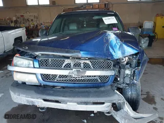 2003 Chevrolet Silverado 1500 LS with VIN 1GCEK19T83Z253084, listed as a IAAI auction lot 41500712 with 306,870 mi miles. Bid and sale history available at carsss.com. Image 6.