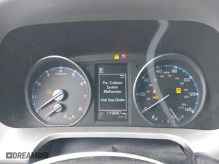 2018 Toyota RAV4 XLE with VIN JTMRFREV6JJ734927, listed as a IAAI auction lot 41510616 with 119,687 mi miles. Bid and sale history available at carsss.com. Image 7.