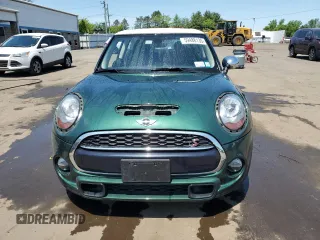 2017 MINI Hardtop Cooper S z VIN WMWXP7C57H3B93817, wystawiony jako Copart lot #59488135 z przebiegiem 68 596 mil mil oraz Szkoda całkowita • Salvage title. Historia ofert i sprzedaży dostępna na DreamBid. Obrazek 5.