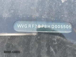 2017 Volkswagen Touareg Wolfsburg Edition z VIN WVGRF7BP8HD005505, wystawiony jako IAAI lot #42120317 z przebiegiem 143 724 mil mil oraz . Historia ofert i sprzedaży dostępna na DreamBid. Obrazek 9.