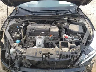 2016 Honda Accord Sedan Sport with VIN 1HGCR2F52GA070879, listed as a IAAI auction lot 41538233 with 195,153 mi miles. Bid and sale history available at carsss.com. Image 10.