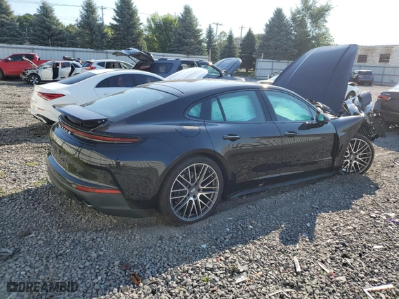 2024 Porsche Panamera with VIN WP0AA2YA4RL001108, listed as a Copart auction lot 69821344 with NaN miles and Salvage Title. Bid and sale history available at carsss.com. Image 3.