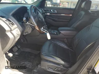 2017 Ford Explorer Platinum z VIN 1FM5K8HT9HGC21236, wystawiony jako Copart lot #66230535 z przebiegiem 145 201 mil mil oraz Czysty tytuł • Clean title. Historia ofert i sprzedaży dostępna na DreamBid. Obrazek 7.