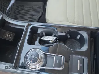 2020 Ford Edge SE с VIN 2FMPK3G98LBA30683, выставлен на аукционе IAAI как лот 42550081 с пробегом 89 099 миль миль и . История ставок и продаж доступна на DreamBid. Изображение 14.