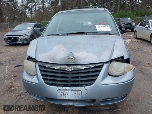 2006 Chrysler Town & Country LX with VIN 2A4GP44R56R738167, listed as a IAAI auction lot 41485614 with 279,103 mi miles and . Bid and sale history available at DreamBid. Image 13.