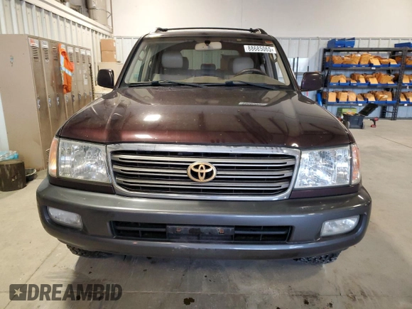 2004 Toyota Land Cruiser with VIN JTEHT05J242066938, listed as a Copart auction lot 88685065 with 307,578 mi miles and Salvage Title. Bid and sale history available at carsss.com. Image 5.