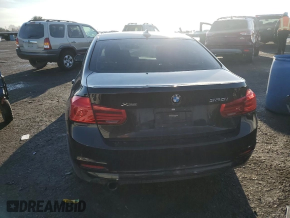 2018 BMW 3 Series 320i xDrive with VIN WBA8A3C51JA488330, listed as a Copart auction lot 42723395 with 0 mi miles and Salvage Title. Bid and sale history available at carsss.com. Image 6.