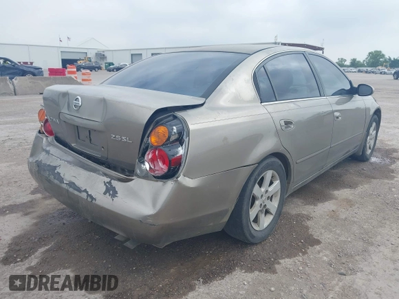 2004 Nissan Altima S with VIN 1N4AL11D84C180499, listed as a IAAI auction lot 42331141 with 180,365 mi miles and . Bid and sale history available at DreamBid. Image 4.