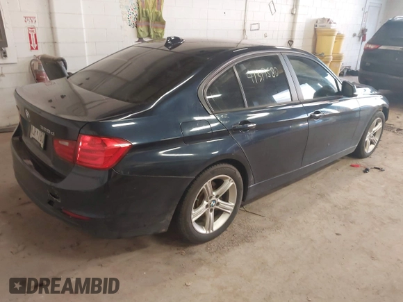 2014 BMW 3 Series 328d xDrive with VIN WBA3D5C57EKX96972, listed as a IAAI auction lot 41319580 with 171,355 mi miles. Bid and sale history available at carsss.com. Image 4.