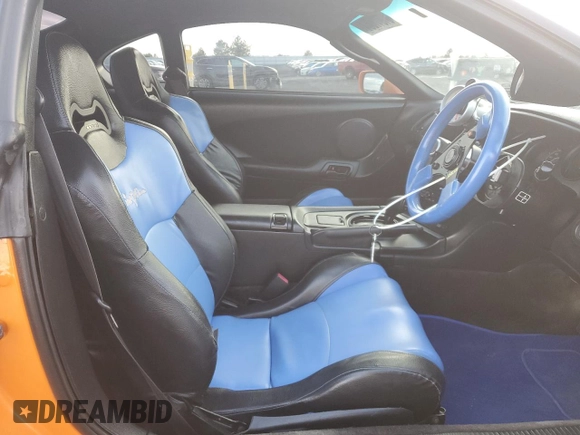 1993 Toyota Supra с VIN JZA800013665, выставлен на аукционе Copart как лот 81811364 с пробегом 150 933 миль миль и Чистый • Clean title. История ставок и продаж доступна на DreamBid. Изображение 7.