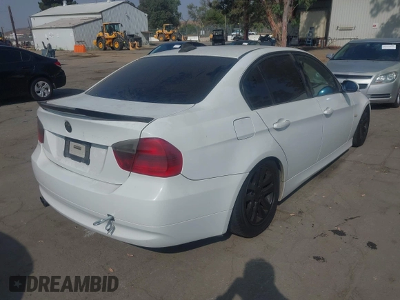 2007 BMW 3 Series 328i with VIN WBAVC53517FZ76519, listed as a IAAI auction lot 42595027 with Not provided miles and . Bid and sale history available at DreamBid. Image 4.