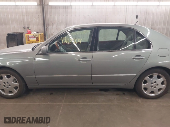 2001 Lexus LS 430 z VIN JTHBN30F510019661, wystawiony jako IAAI lot #42167204 z przebiegiem 190 437 mil mil oraz . Historia ofert i sprzedaży dostępna na DreamBid. Obrazek 15.