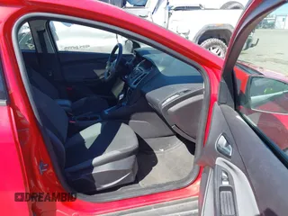 2014 Ford Focus SE with VIN 1FADP3K28EL265726, listed as a IAAI auction lot 41761931 with 86,740 mi miles. Bid and sale history available at carsss.com. Image 5.
