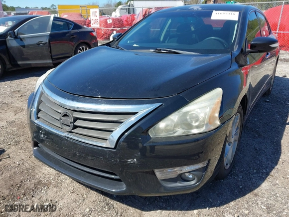 2015 Nissan Altima 2.5 with VIN 1N4AL3AP5FC186981, listed as a IAAI auction lot 41657318 with 120,000 mi miles. Bid and sale history available at carsss.com. Image 6.