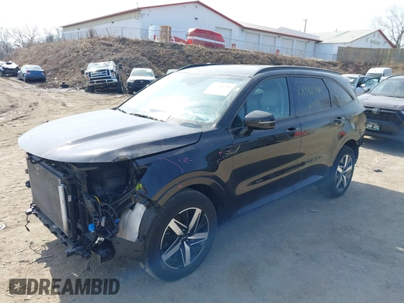 2022 Kia Sorento S with VIN 5XYRL4LC6NG084726, listed as a IAAI auction lot 41798740 with 47,626 mi miles. Bid and sale history available at carsss.com. Image 2.